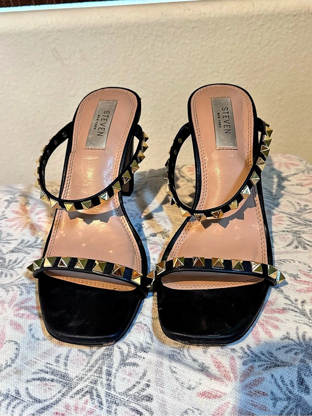 Steven New York Byrin Heeled Sandal Black & Gold studs